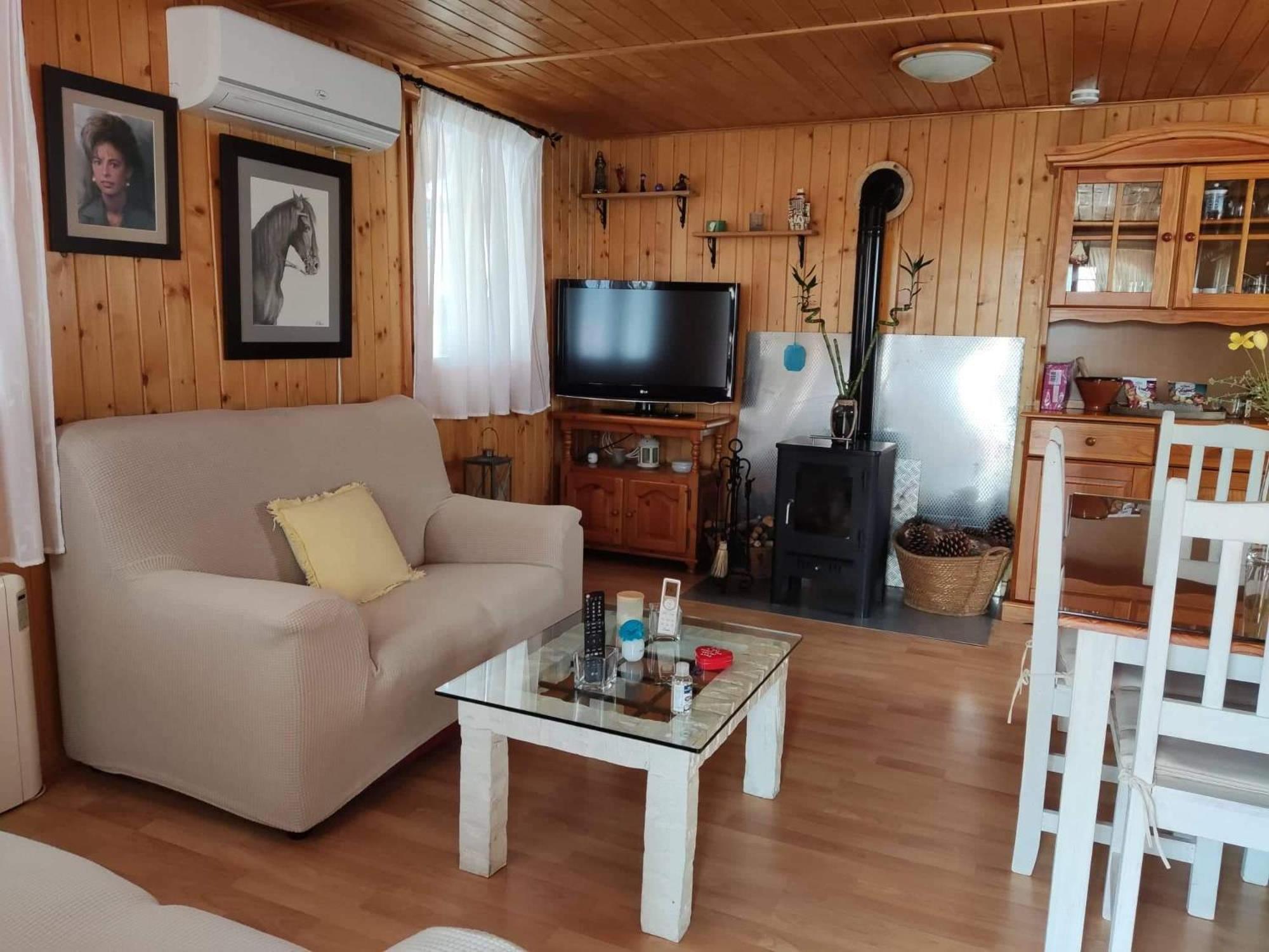 Cabana De Madera Especial Y Acogedora Cardenete Bilik gambar