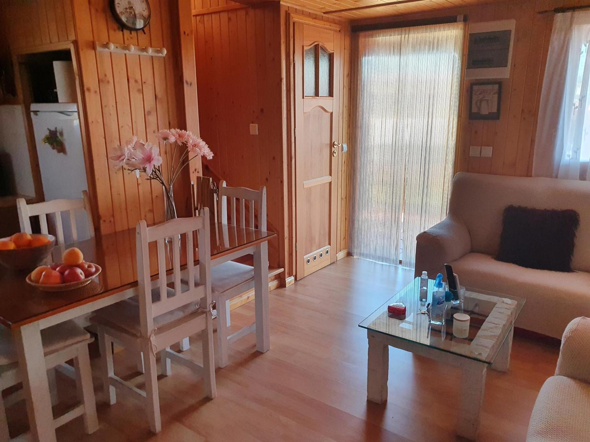 Cabana De Madera Especial Y Acogedora Cardenete Luaran gambar